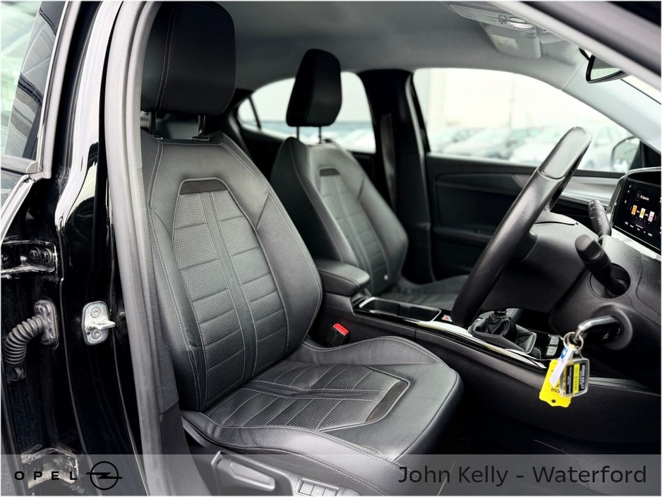 2023 Opel Mokka Elite 1.2i (130PS) S/S €20,995