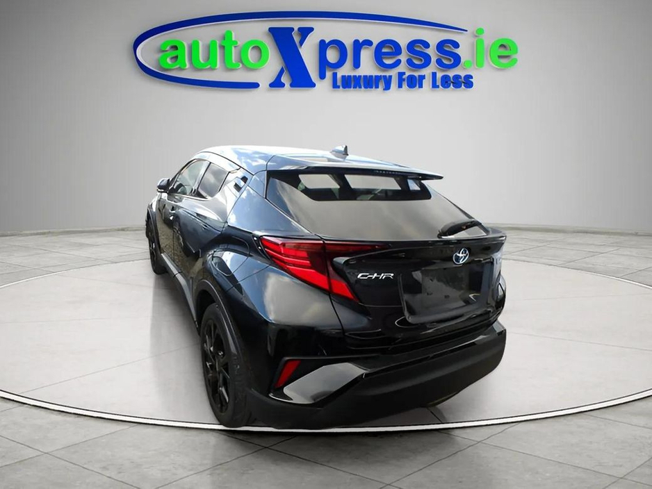 2021 Toyota C-HR HIGH SPEC LEATHER PACK 1.8 Hybrid G MODE NERO SAFETY PLUS €25,995