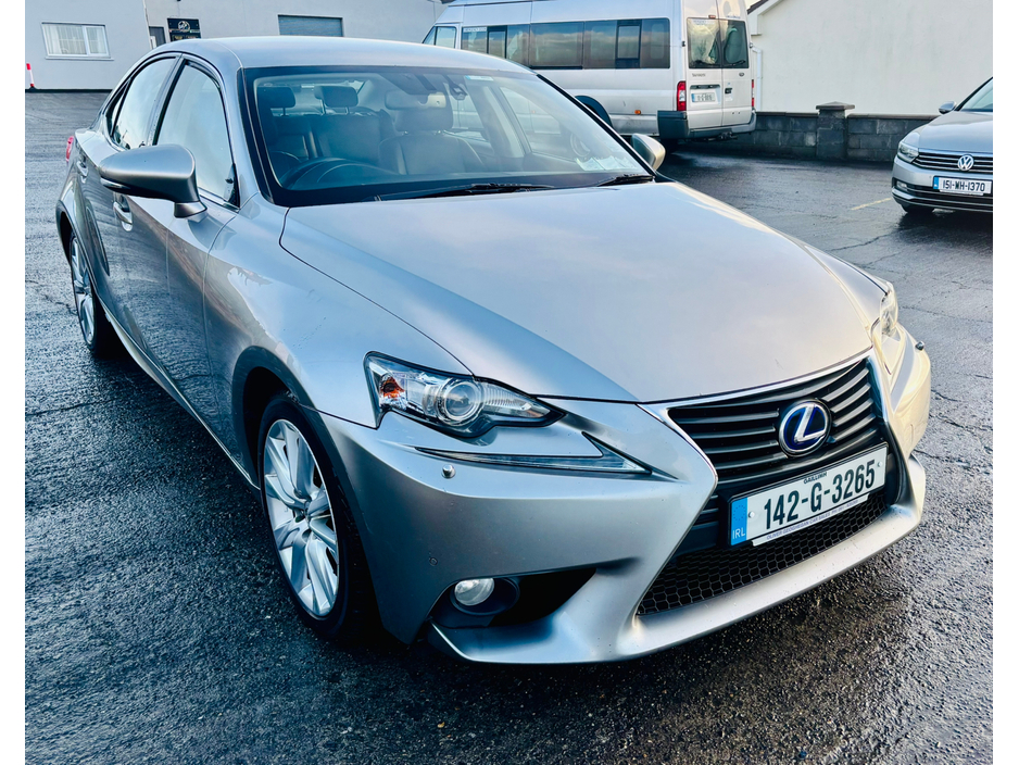 2014 Lexus IS 300 h  €10,000