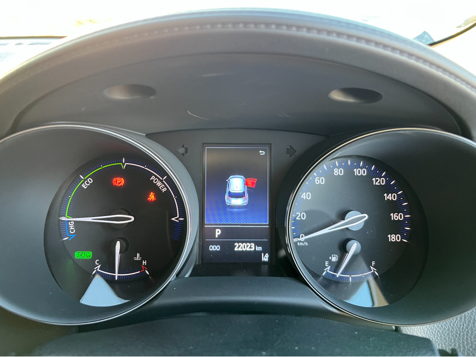 2023 Toyota C-HR SOL HYBRID AUTOMATIC 1.8 PETROL //LOW MILES//HIGH SPEC//HALF LEATHER HEATED SEATS//360 PARKING CAMERAS//KEYLESS ENTRY// €29,950