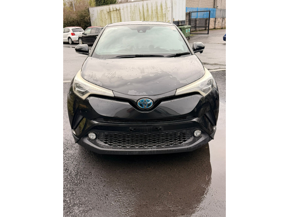2017 Toyota C-HR  €19,000