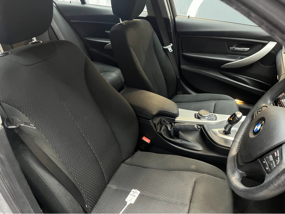 2017 BMW 3 Series €17950! 2017 BMW 320D 2.0 AUTOMATIC / ELECTRIC MEMORY SEATS / REVERSE CAMERA / CRUISE CONTROL €17,950