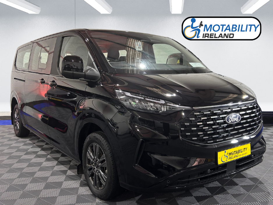 2026 Ford Tourneo Custom Wheelchair Accessible Taxi €91,995