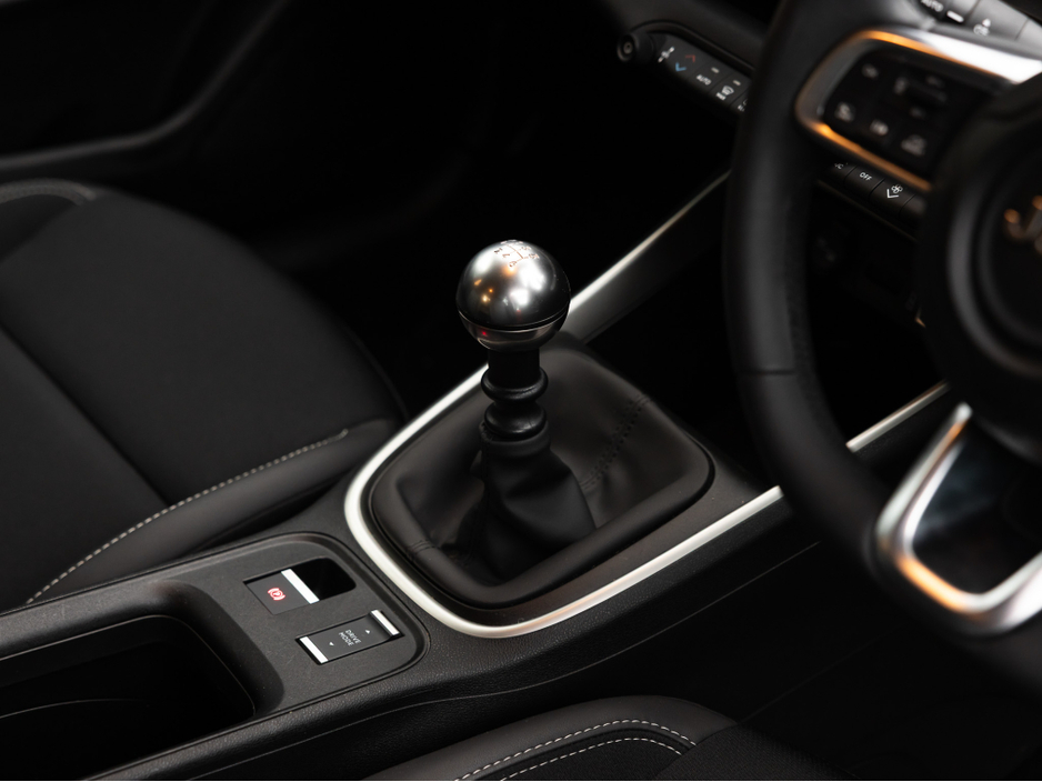 2025 Jeep Avenger 1.2 100HP MT ALTITUDE €27,950