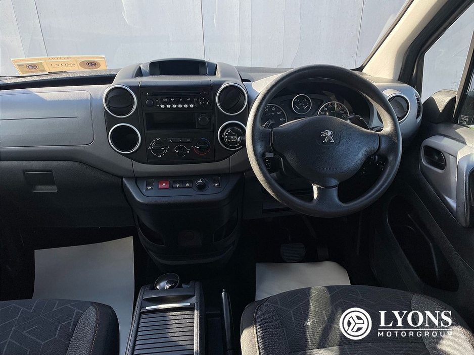 2018 Peugeot Partner Tepee 1.6 BlueHDi 5 seater AUTO €17,500