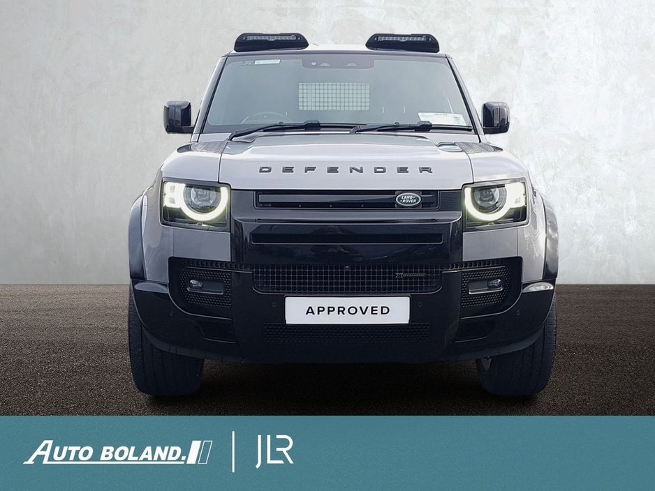 2023 Land Rover Defender 3.0D 90 Hardtop X-Dyn SE - Black Exterior Pack, Electric Towbar, Cold Climate Pack, Extended Wheel Arches €55,995