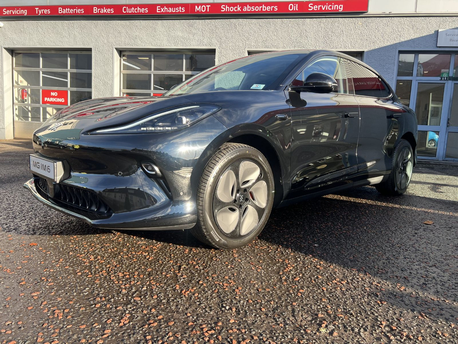 2025 MG MG IM6 LONG RANGE