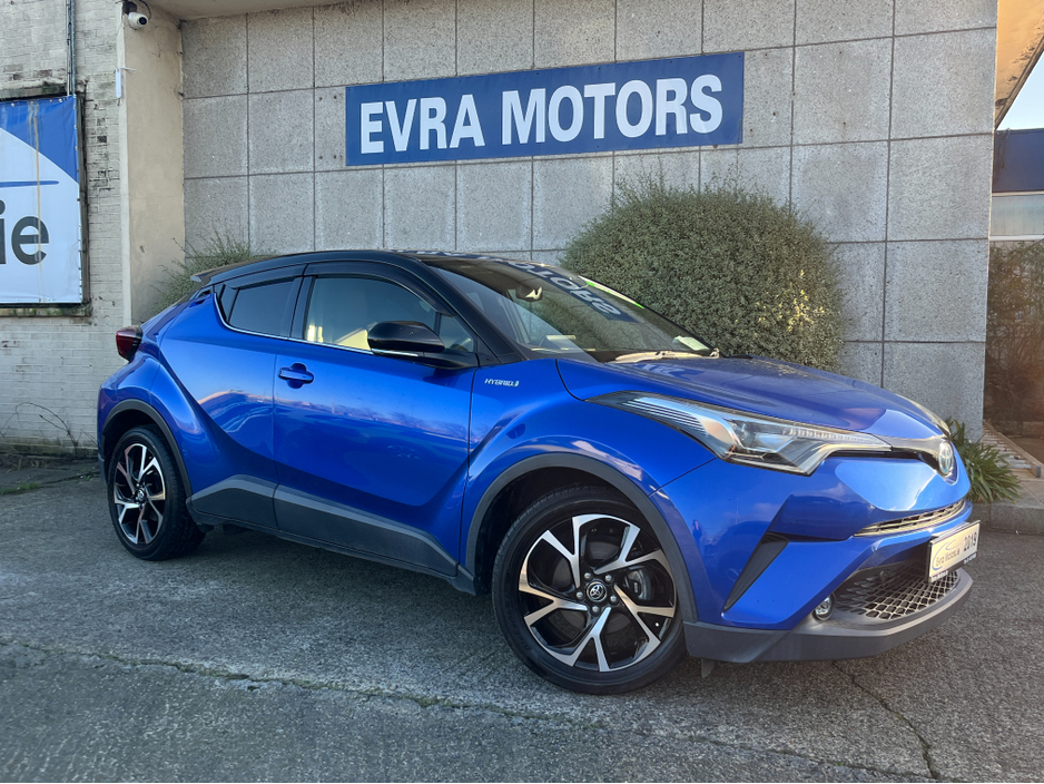 2019 Toyota C-HR SOL HYBRID AUTMATIC 1.8 PETROL //HALF LEATHER HEATED SEATS//REVERSE CAMERA//KEYLESS ENTRY//ADAPTIVE CRUISE CONTROL// €21,950