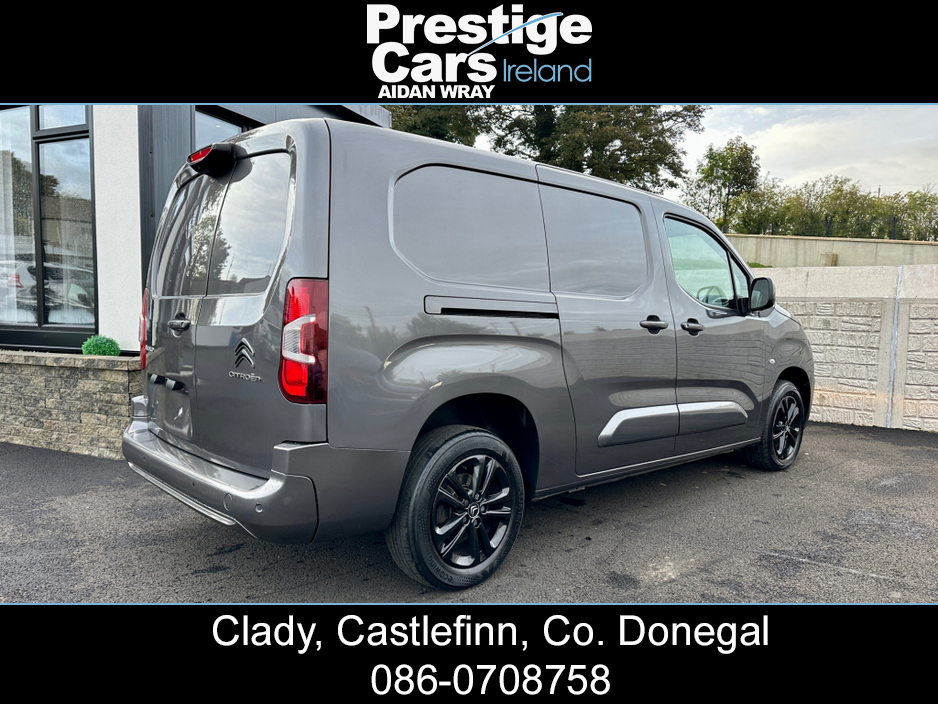 2020 Citroen Berlingo 1.5 BLUEHDI DRIVER 950 KG AUTOMATIC 130 BHP XL,LONG WHEEL BASE,METALLIC GREY,REVERSE CAMERA,FRONT AND REAR PARK SENSORS,FACTORY COLOUR CODED,APPLE CAR PLAY,NEW TIMING CHAIN,*NO VAT*READ ADD €12,850