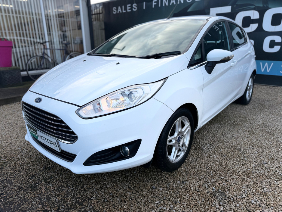 2013 Ford Fiesta ZETEC - 1.2 - LOW MILES - FULL SERVICE HISTORY €7,995