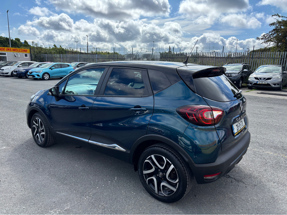 2021 Renault Captur ICONIC TCE 90 MY19 EVAP €15,799