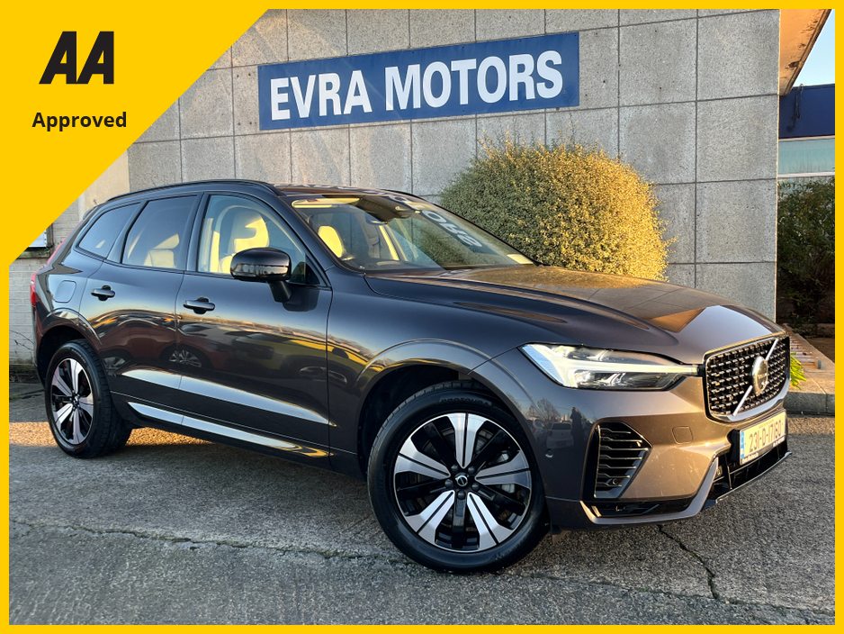 2023 Volvo XC60 T6 PHEV PLUS DARK AWD AUTOMATIC 2.0 PETROL //HIGH SPEC//PANORAMIC GLASS ROOF//360 PARKING CAMERAS//SAT NAV// €39,950