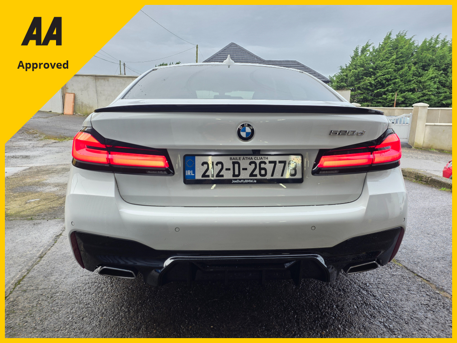 2021 BMW 5 Series 520D M-SPORT * LOW MILES * HARMAN/KARDON €37,900