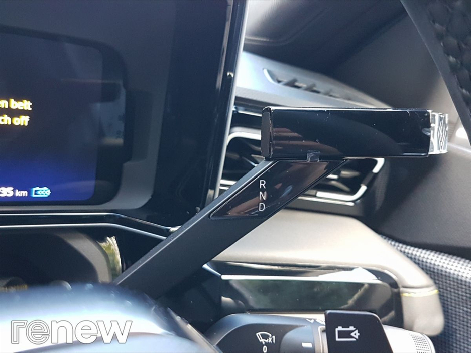 2025 Renault 4 iconic 52kWh 150hp €37,995