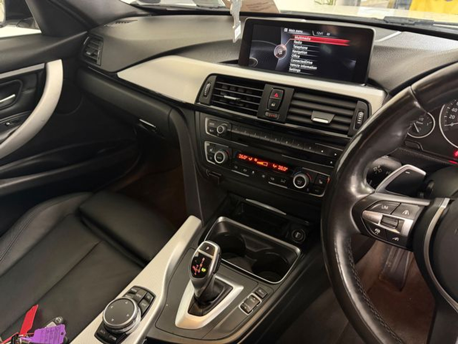 2015 BMW 3 Series 2.0 Automatic Low Mileage Upgraded Lip Kit €17,777