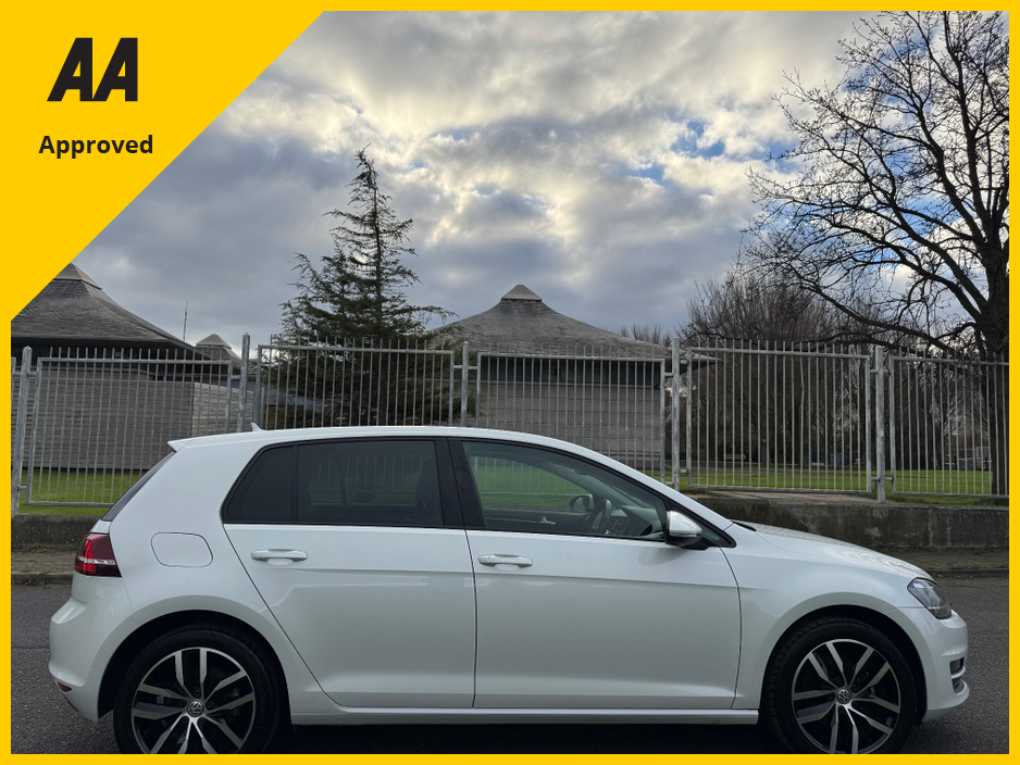 2017 Volkswagen Golf 1.4 TSI HIGHLINE AUTO €18,650