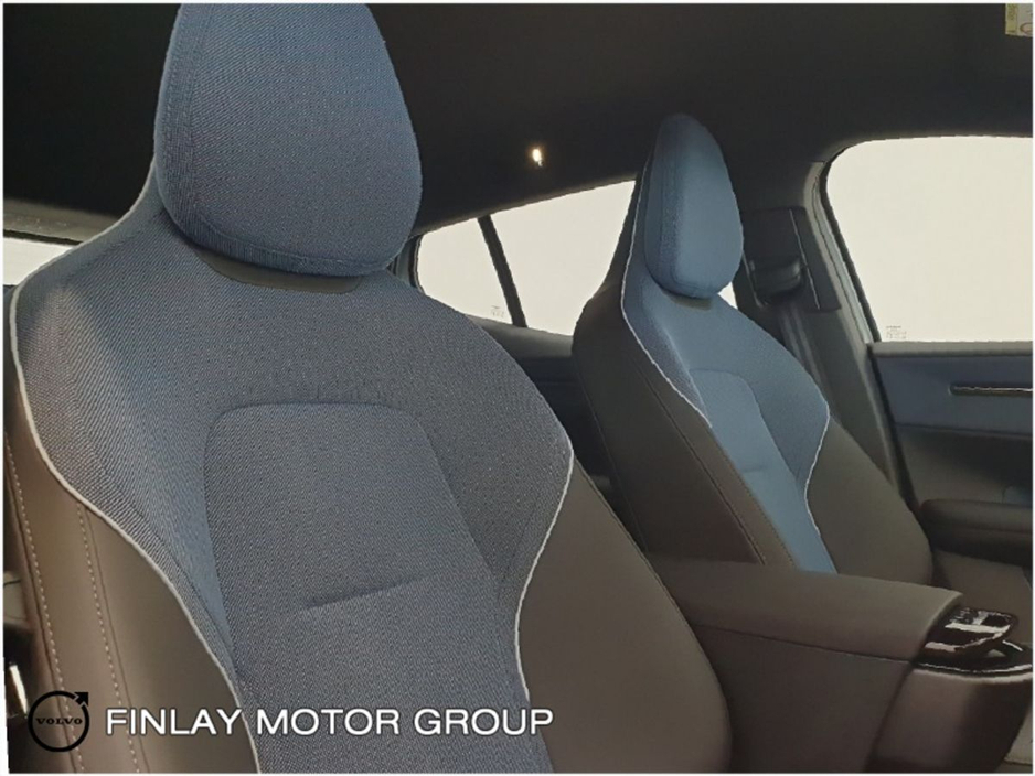 2026 Volvo EX30 0% APR Plus Ext Range €46,405