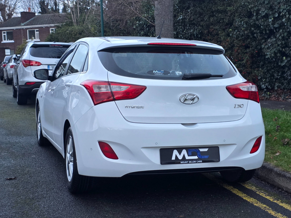 2016 Hyundai i30 1.6 Diesel Deluxe €6,999