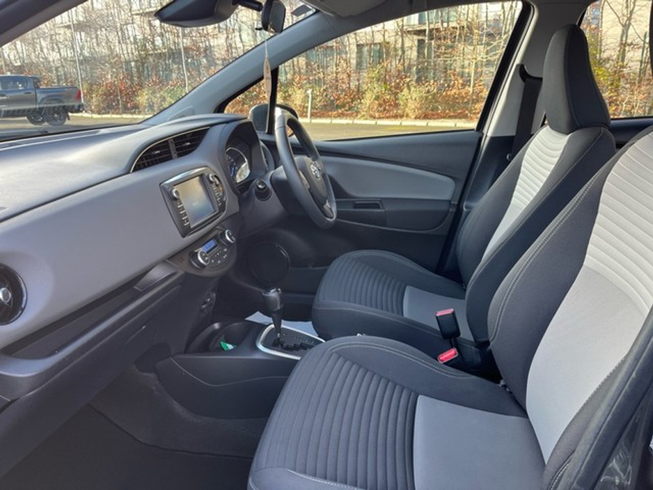 2019 Toyota Yaris YARIS HYBRID 5DR LUNA €17,950