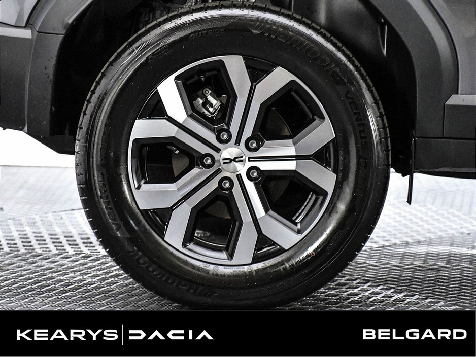 2025 Dacia Duster TCe 130 Expression €33,900