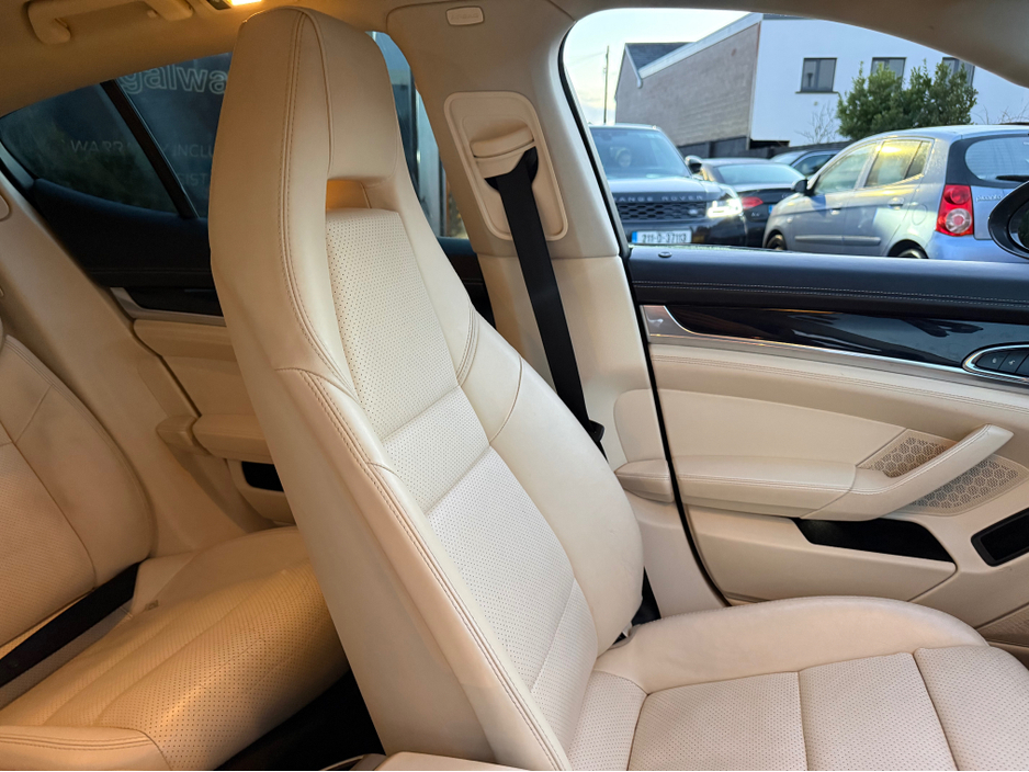 2014 Porsche Panamera PORSCHE PANAMERA 3.0 V6 FACELIFT 300BHP TURBO LOOK,SUNROOF ,HEATED SEATS ,REVERSE CAMERAS,SAT NAV ,PREMIUM TURBO LEATHER (rare) €29,840