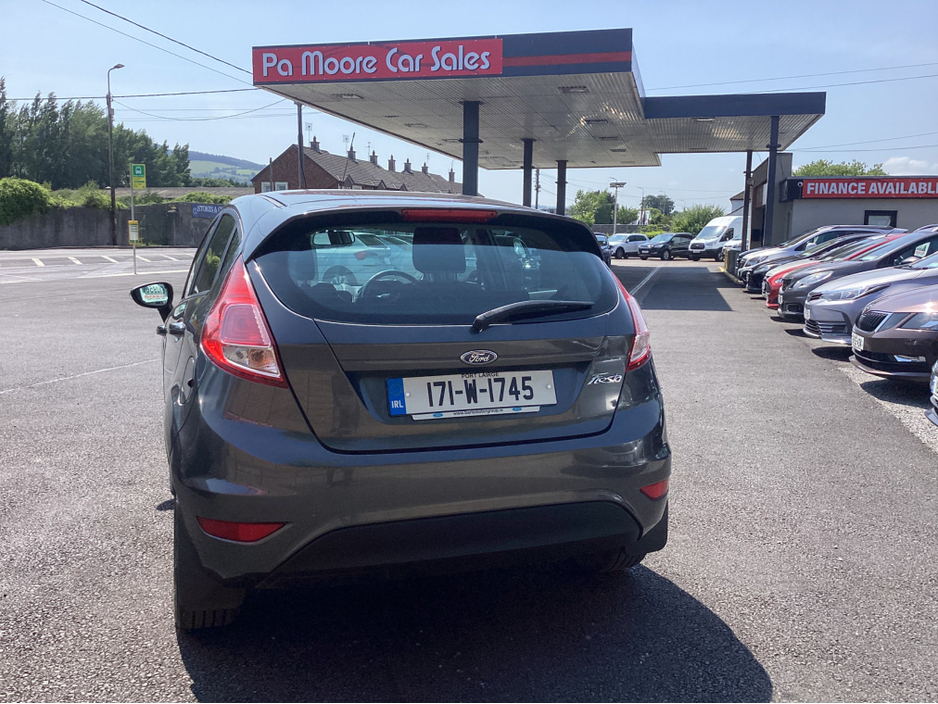 2017 Ford Fiesta * PETROL €10,950