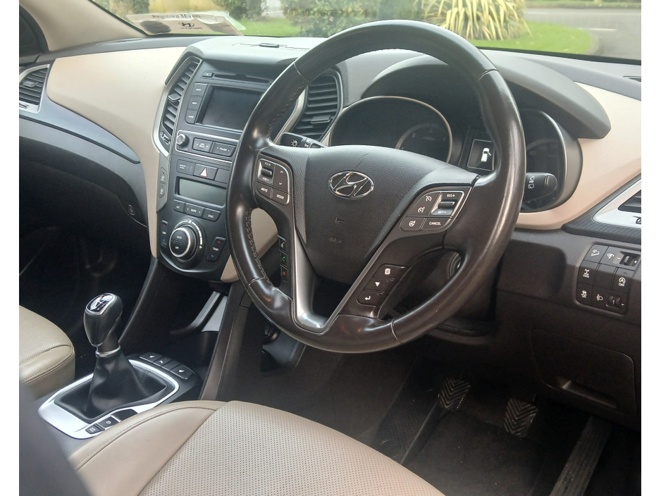 2018 Hyundai Santa Fe **NEW NCT 2028** 2.2 D EXECUTIVE 4WD 5dr - IRISH CAR €19,995