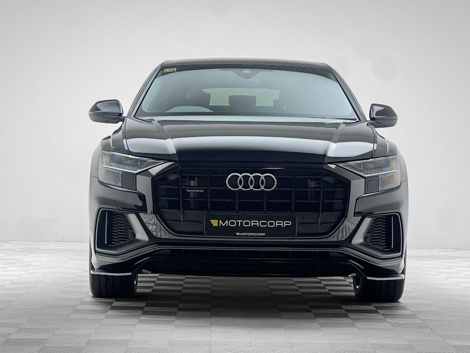 2023 Audi Q8 55 TFSI E S LINE BLACK ED 381HP QUATTRO €75,990