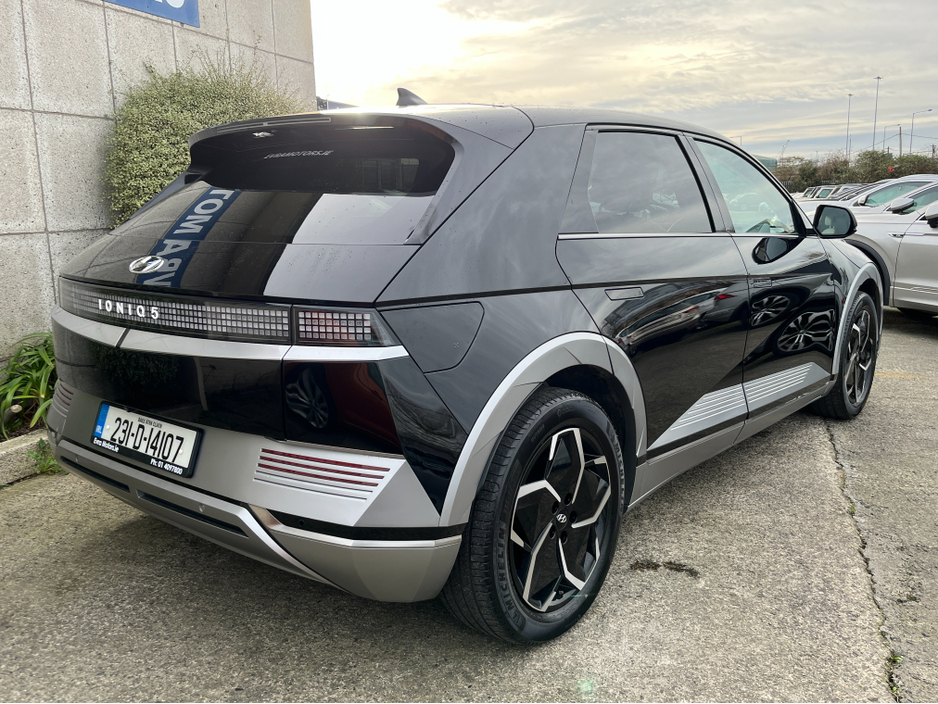 2023 Hyundai Ioniq 5 PREMIUM LE 58KW //FULL LEATHER SEATS//HEATED SEATS AND STEERING WHEEL//ADAPTIVE CRUISE CONTROL// €28,950
