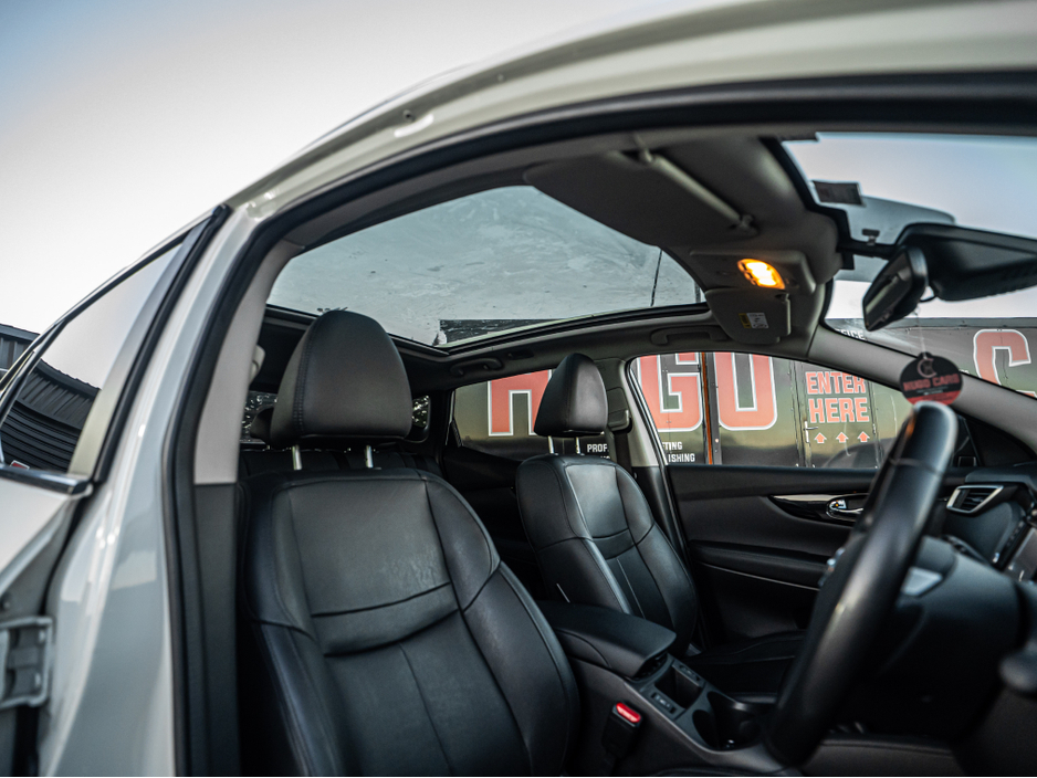 2017 Nissan Qashqai 2017 Qashqai 1.2/1 owner/High spec/1yr warranty €15,888