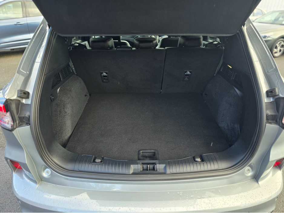 2022 Ford Kuga ST-LINE EDITION 1.5 T/Diesel €27,900