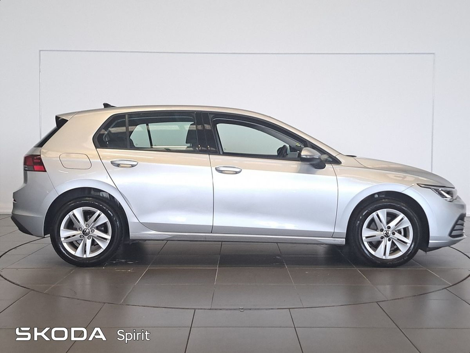2023 Volkswagen Golf Life 1.0TSI 110bhp DSG M-HEV €26,950