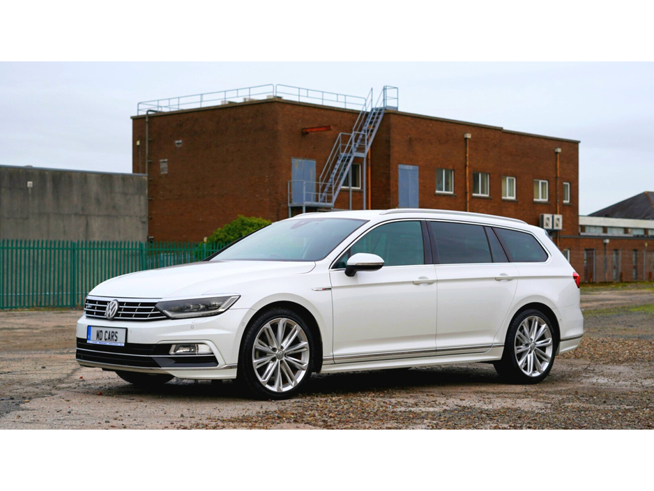 2016 Volkswagen Passat  €17,950