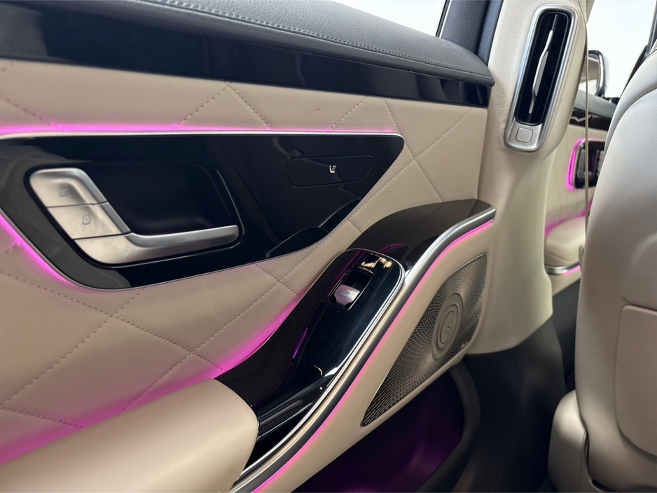 2022 Mercedes-Benz S Class 580 E LWB AMG LINE**BURMESTER SOUND SYSTEM**FRONT ELECTRIC HEATED SEATS**REAR HEATED SEATS**CREAM LEATHER INTERIOR**AMBIENT LIGHTING**20" ALLOYS**REVERSE CAMERA**ELECTRIC TAILGATE**WIRELESS CHARGING** €84,995