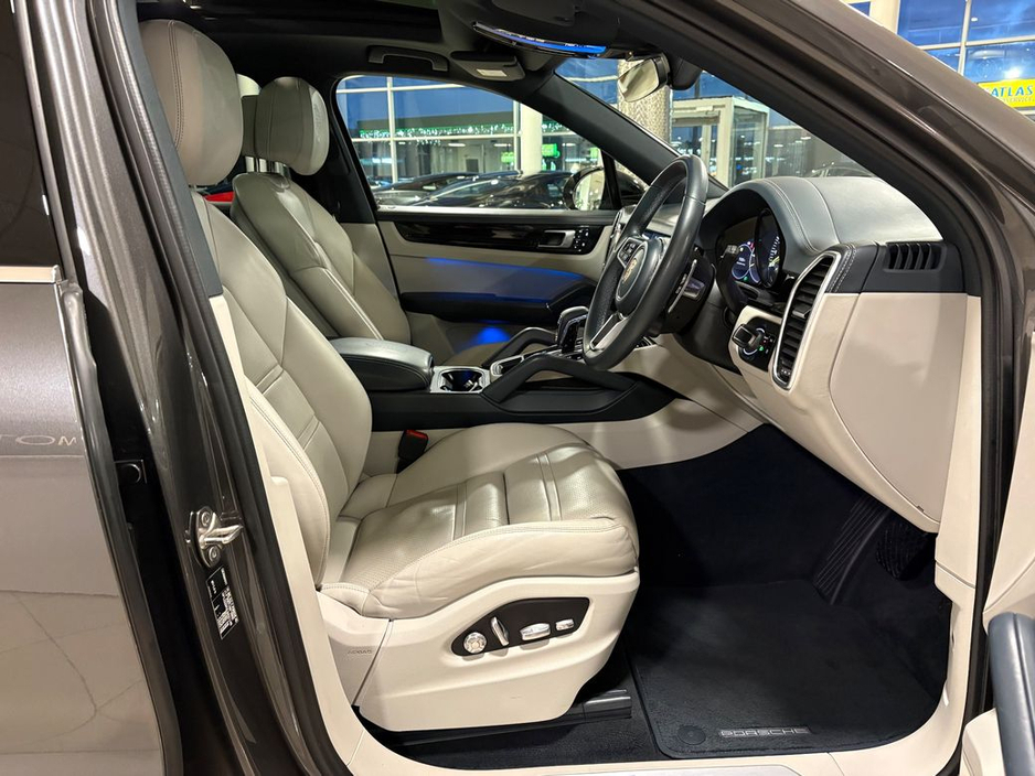 2020 Porsche Cayenne 3.0 V6 E-HYBRID=HUGE SPEC//PAN ROOF//201 D REG=TAILORED FINANCE PACKAGES INCL PCP AVAILABLE=TRADE IN'S WELCOME €59,995