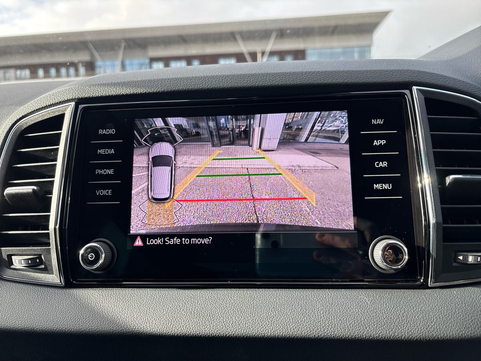 2026 Skoda Karoq Selection Plus 2.0TDI 115HP - Available for immediate 261 delivery €44,995