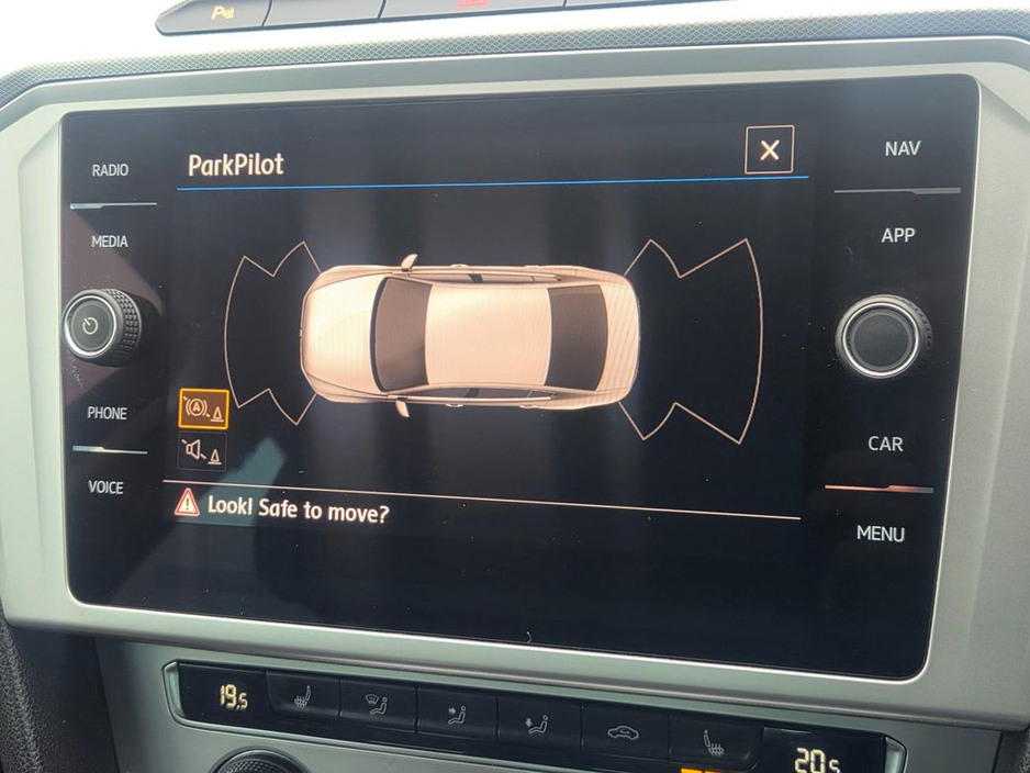 2019 Volkswagen Passat SE BUSINESS TDI €17,950