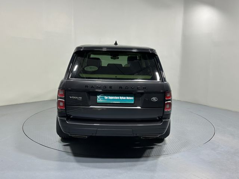 2020 Land Rover Range Rover Vogue P400e 202 €57,800