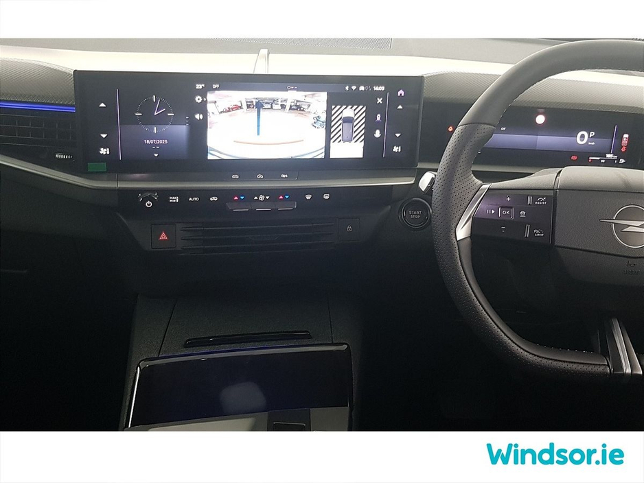 2025 Opel Grandland GS Hybrid €41,995