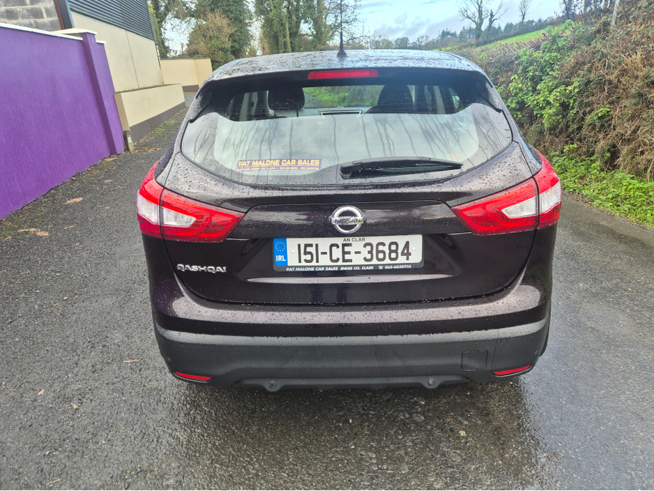 2015 Nissan Qashqai 1.2 DIG-T ACENTA SMRT VSN 115PS 5DR €9,950