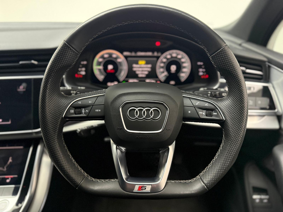2022 Audi Q7 S LINE 55 TFSI E QUATTRO €64,990