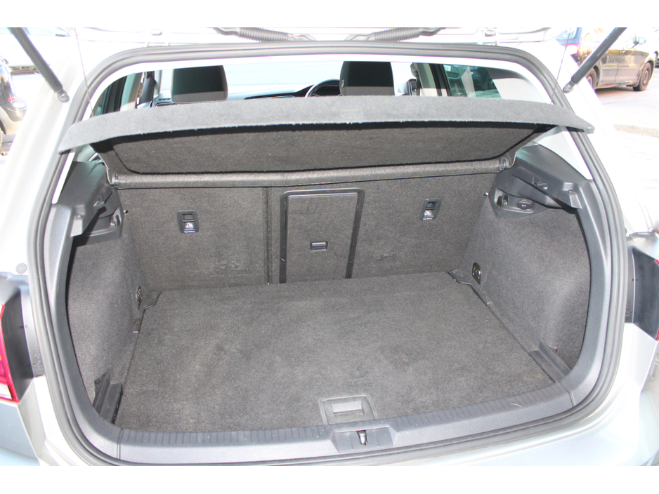 2013 Volkswagen Golf SOLD