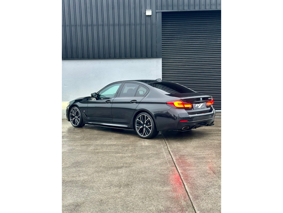 2021 BMW 5 Series  €40,995