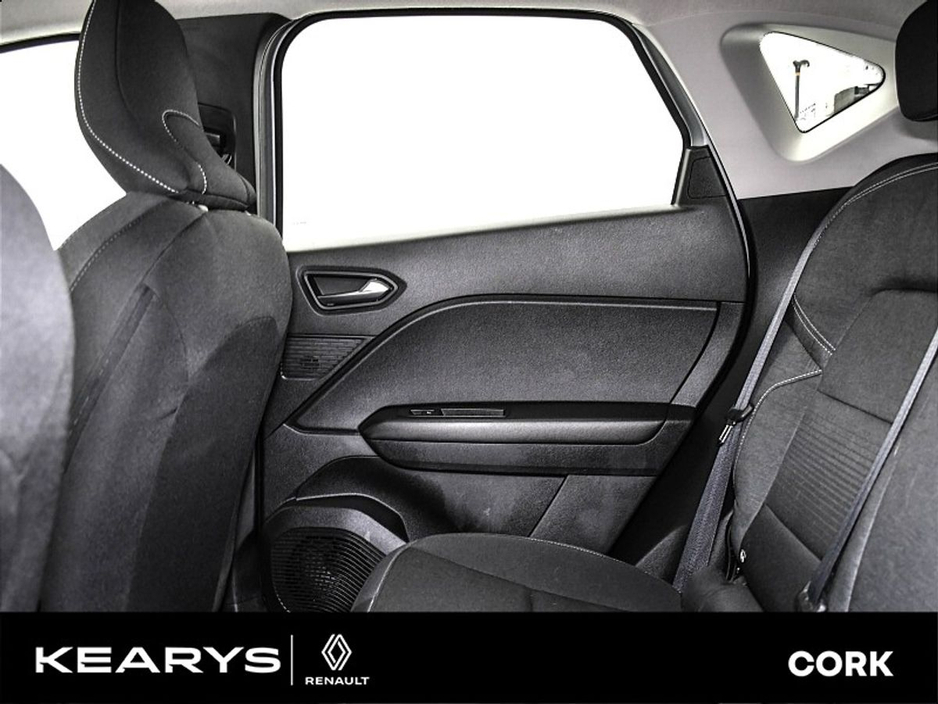 2020 Renault Captur Iconic TCe 100 MY19 €18,950