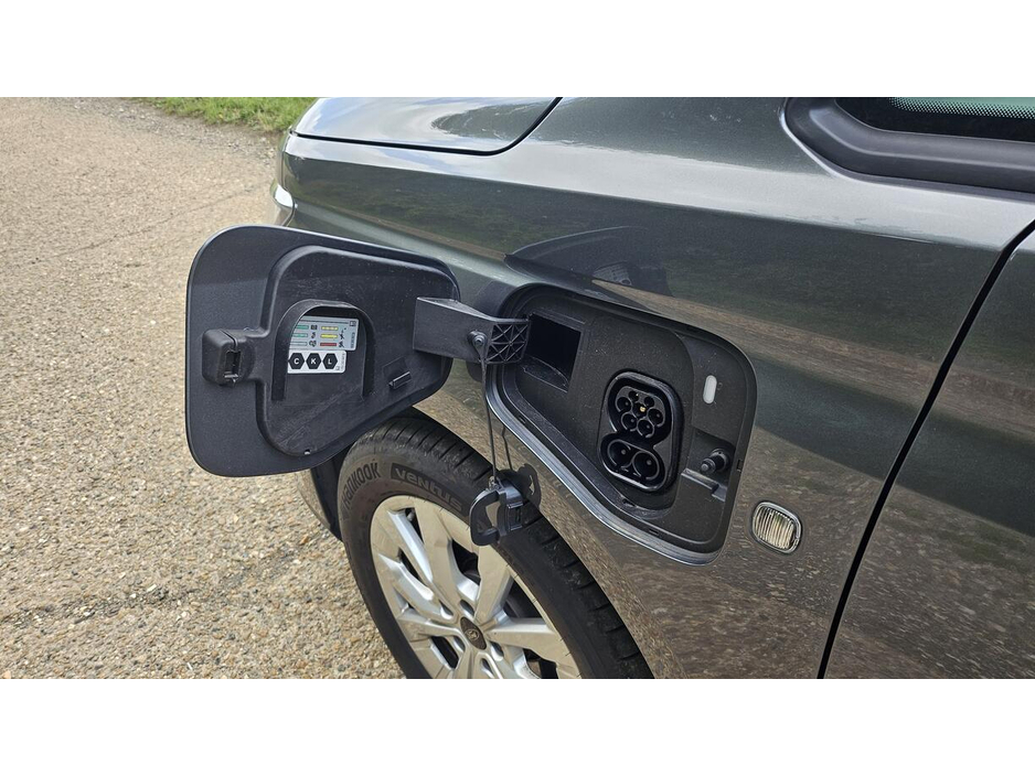 2026 Ford Tourneo Connect Active 1.5 PHEV Hybrid Wheelchair Accessible Taxi €66,995