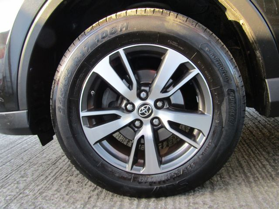 2016 Toyota Rav4 RAV4 2.0d-4d Luna 4DR €15,950