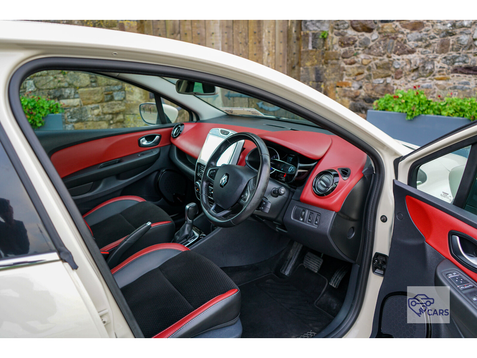 2017 Renault Clio 1.2 16V 75 EXPRESSION €11,500