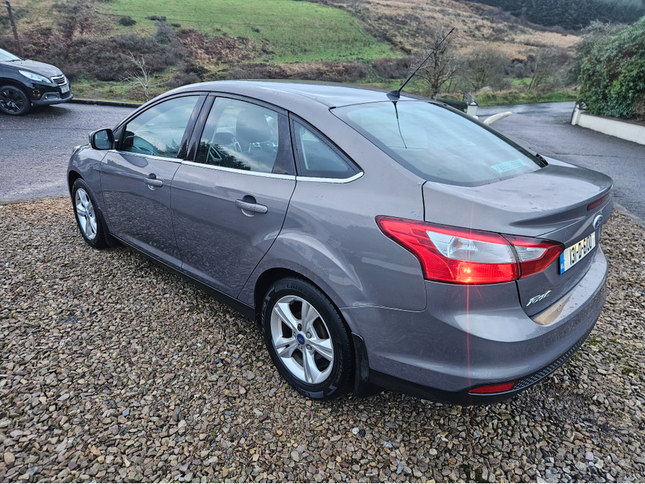 2013 Ford Focus ZETEC 1.6 TDCI 95PS 4DR