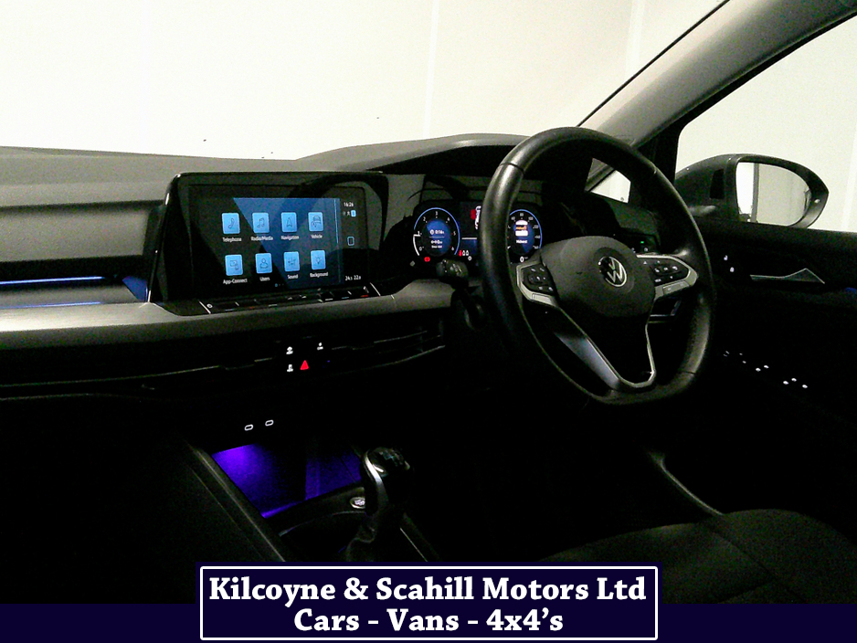 2022 Volkswagen Golf STYLE TDI €27,950