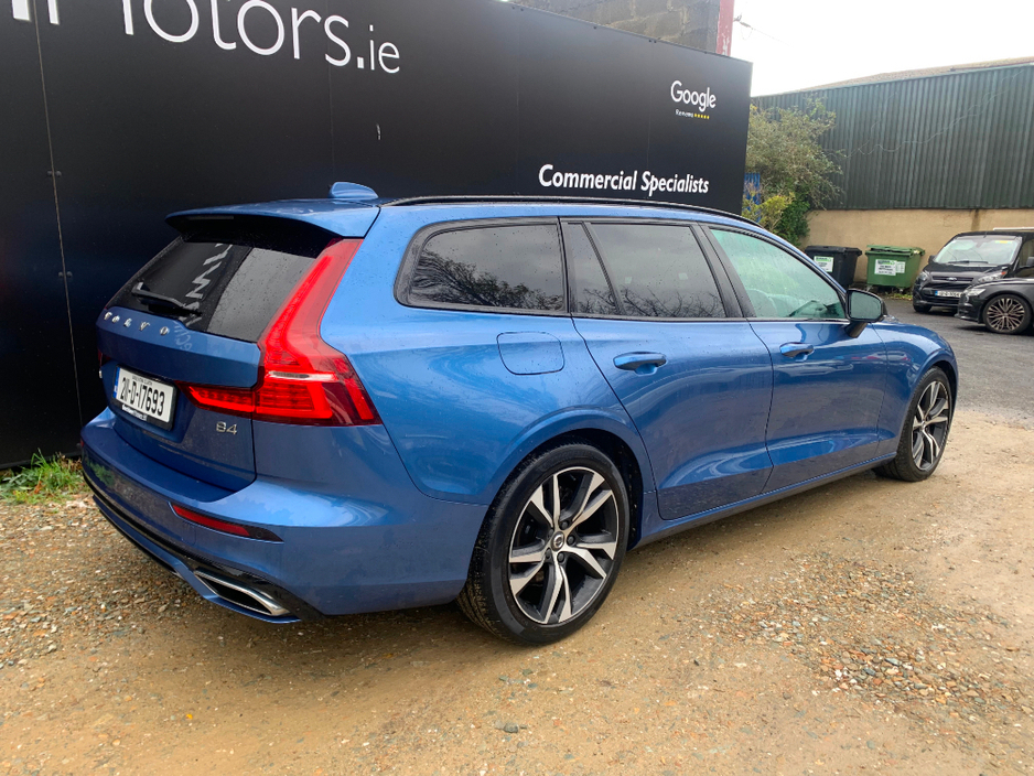 2021 Volvo V60 2.0 B4 197 BHP DSL R-DESIGN AUTO // ONE OWNER // FULL SERVICE HISTORY // STUNNING CONDITION 02/27 NCT // €270 ROAD TAX // €30,950